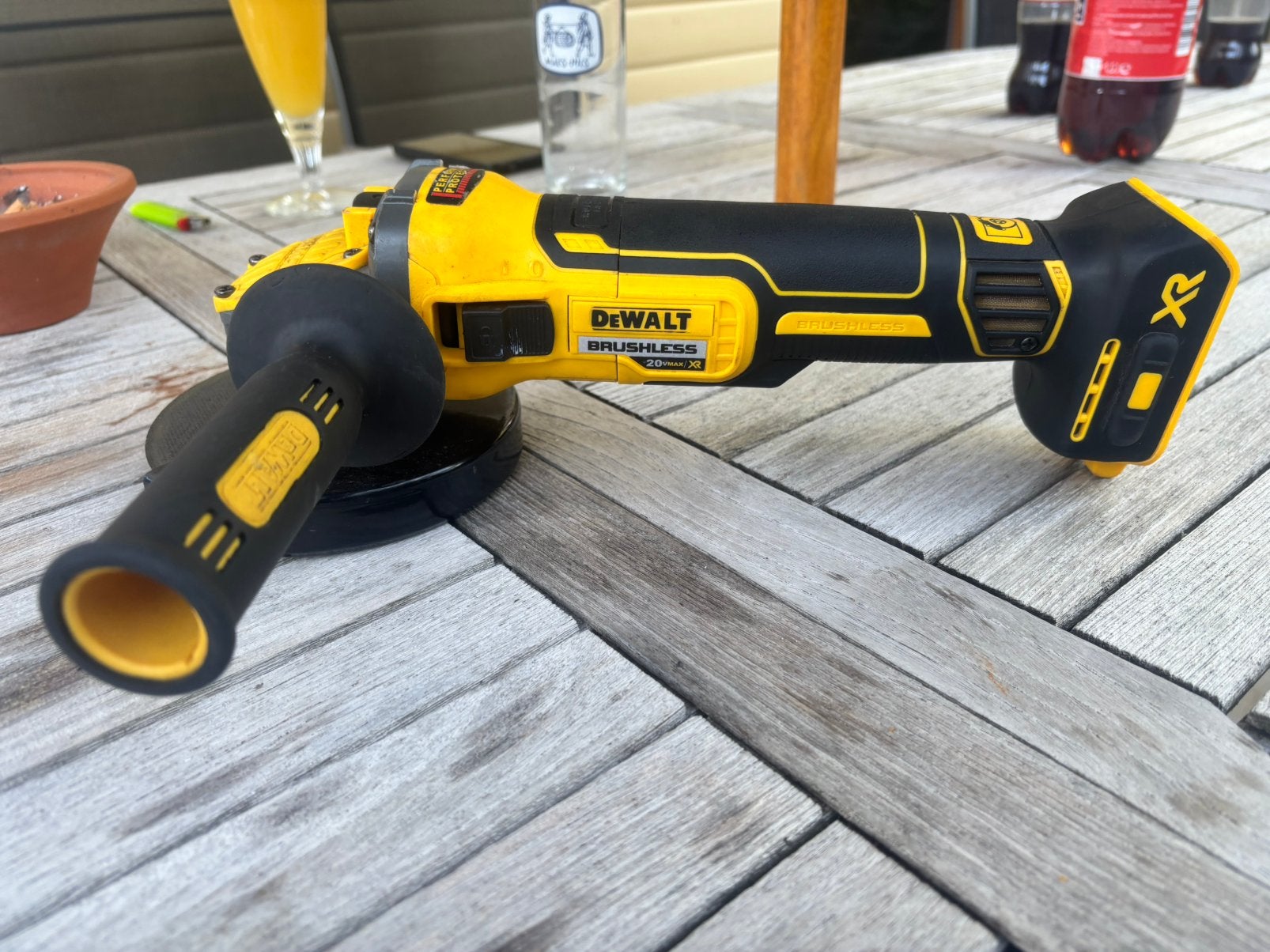 DEWALT DCG409 20V MAX, Ophalen, Zo goed als nieuw, Rechte handslijpmachine