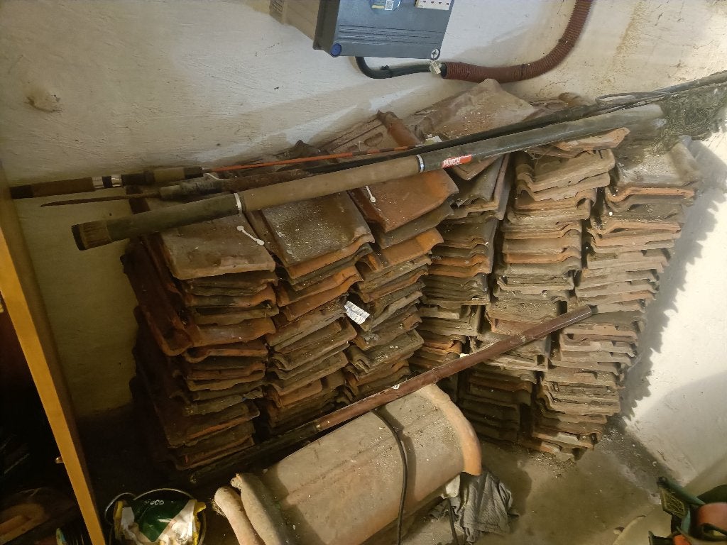 Gratis dakpannen, Pierre ou Argile, Enlèvement, Utilisé, Rouge