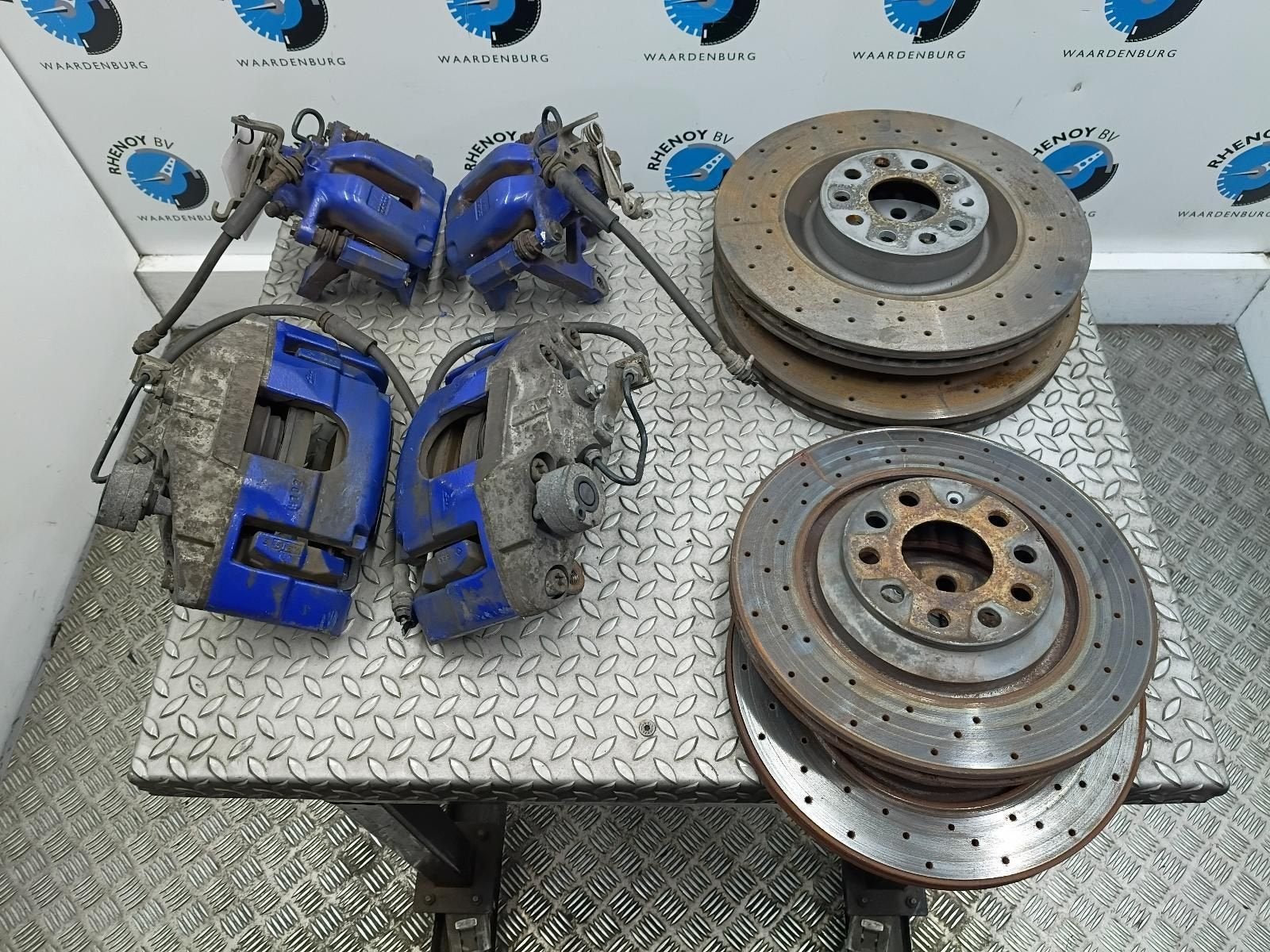 Volkswagen Golf 6 remklauw set, compleet met schijven R-line, Volkswagen, -, Utilisé, -