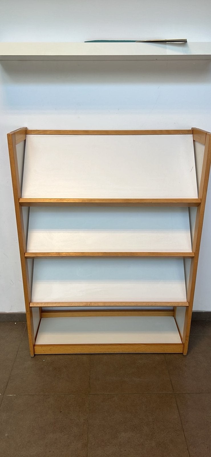 Boekenkast kleuterklas, Ophalen, 50 tot 100 cm, Zo goed als nieuw, 150 tot 200 cm