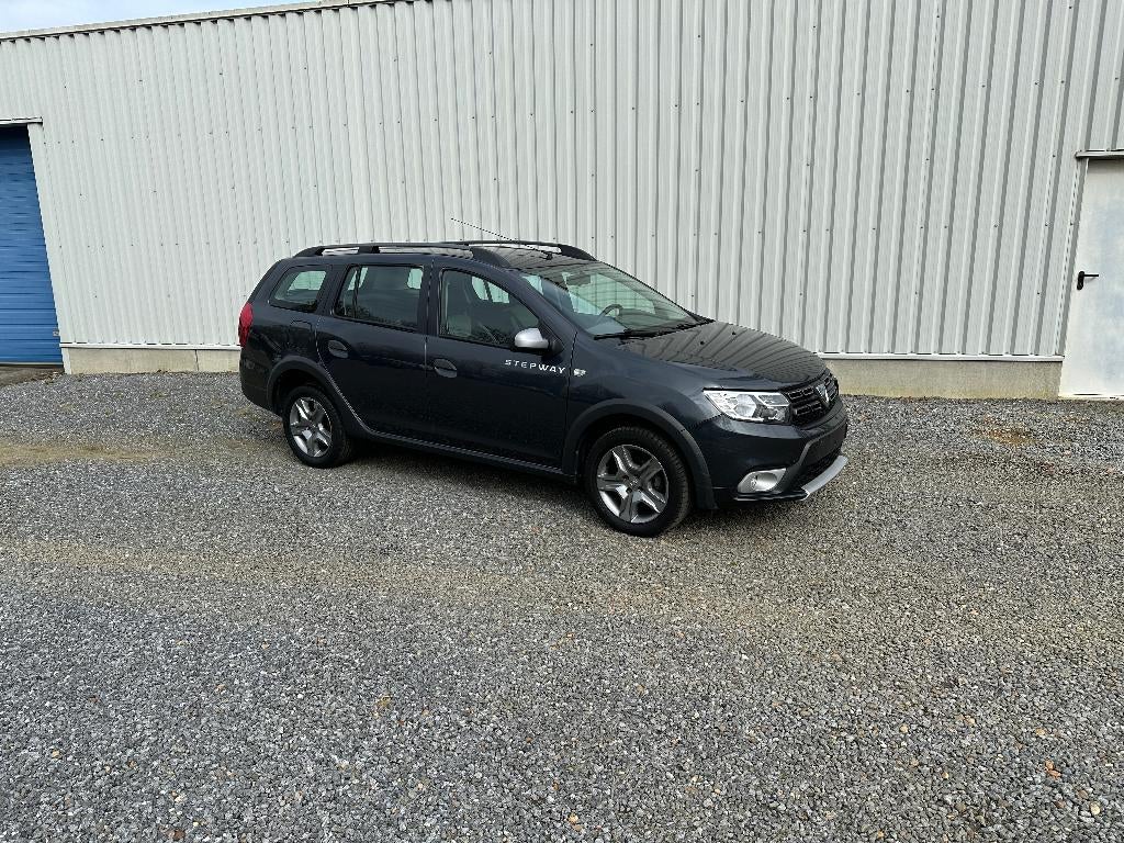 Dacia Logan Stepway break benzine met garantie en Car-Pass, Autos, Dacia, Argent ou Gris, Achat, 898 cm³, Euro 6