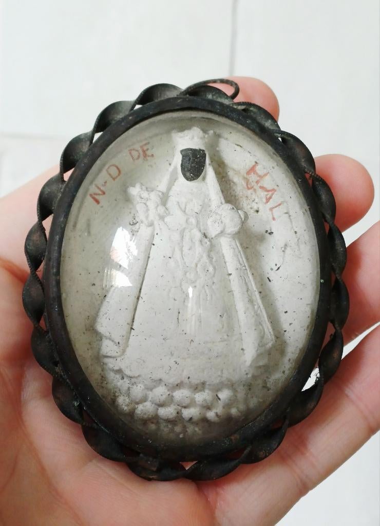 Antieke Zwarte madonna van Halle, Antiek en Kunst, Ophalen of Verzenden