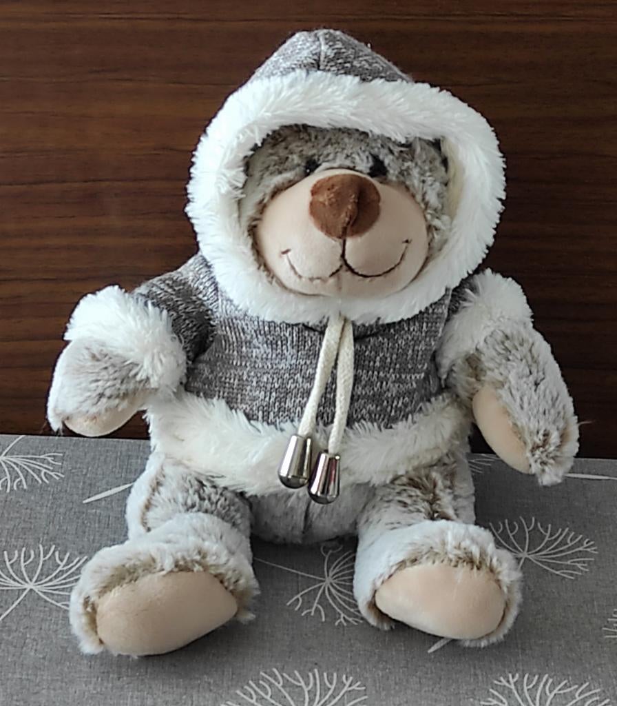 knuffel beer met winter trui, Ophalen of Verzenden, Zo goed als nieuw, Beer