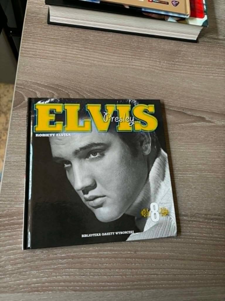 Elvis boeken, Poolse boekjes + een cd, 40 euro voor alles, Livres, Musique, Enlèvement ou Envoi, Neuf, Artiste