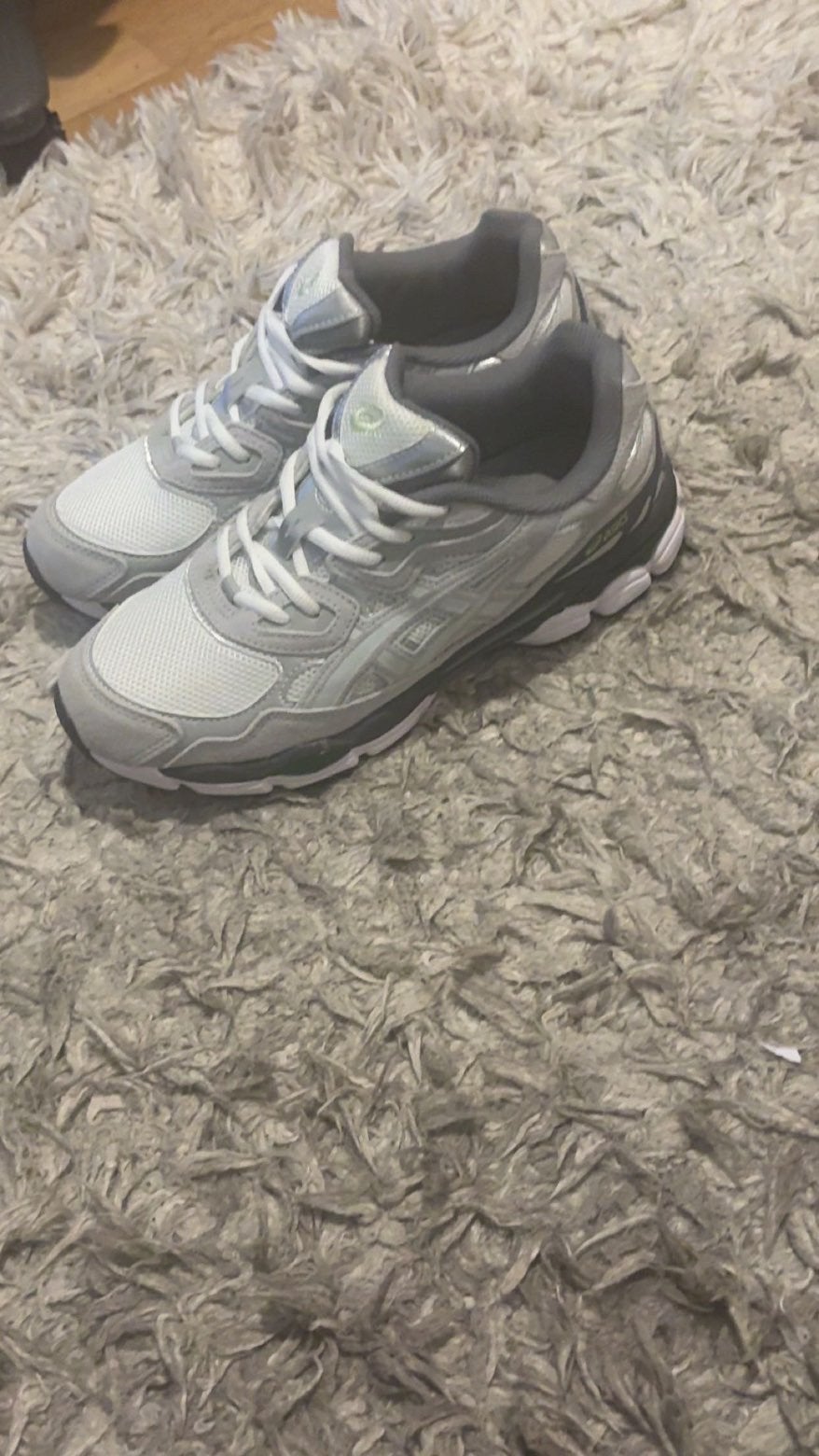 ASICS-LV- HERMES, Ophalen of Verzenden, Nieuw
