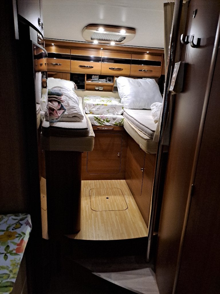 Mobilhome, Caravanes & Camping, Camping-cars, Jusqu'à 4, 6 à 7 mètres, Siège standard, Toilette à cassette