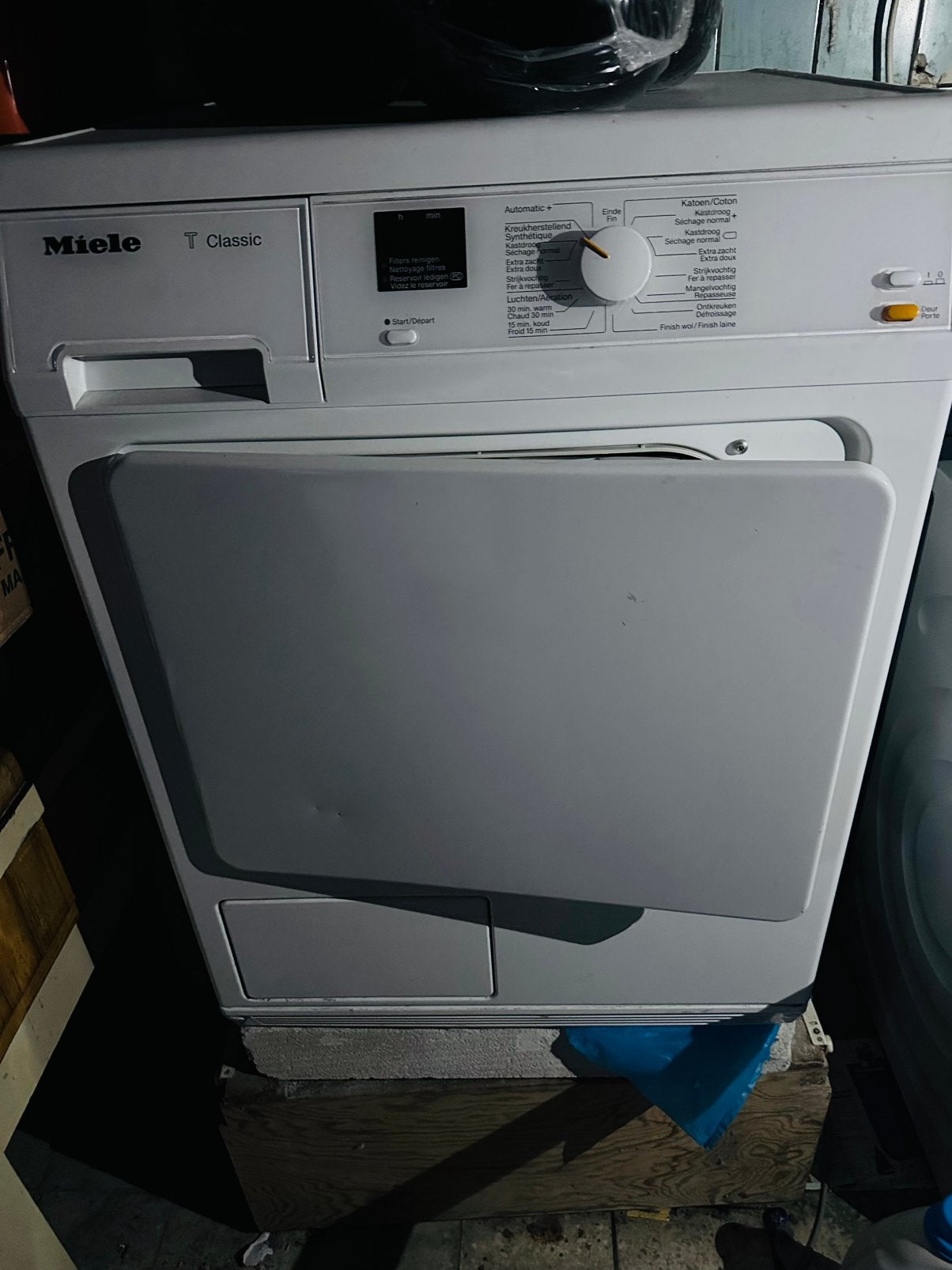 Miele droogkast, Ophalen, Zo goed als nieuw