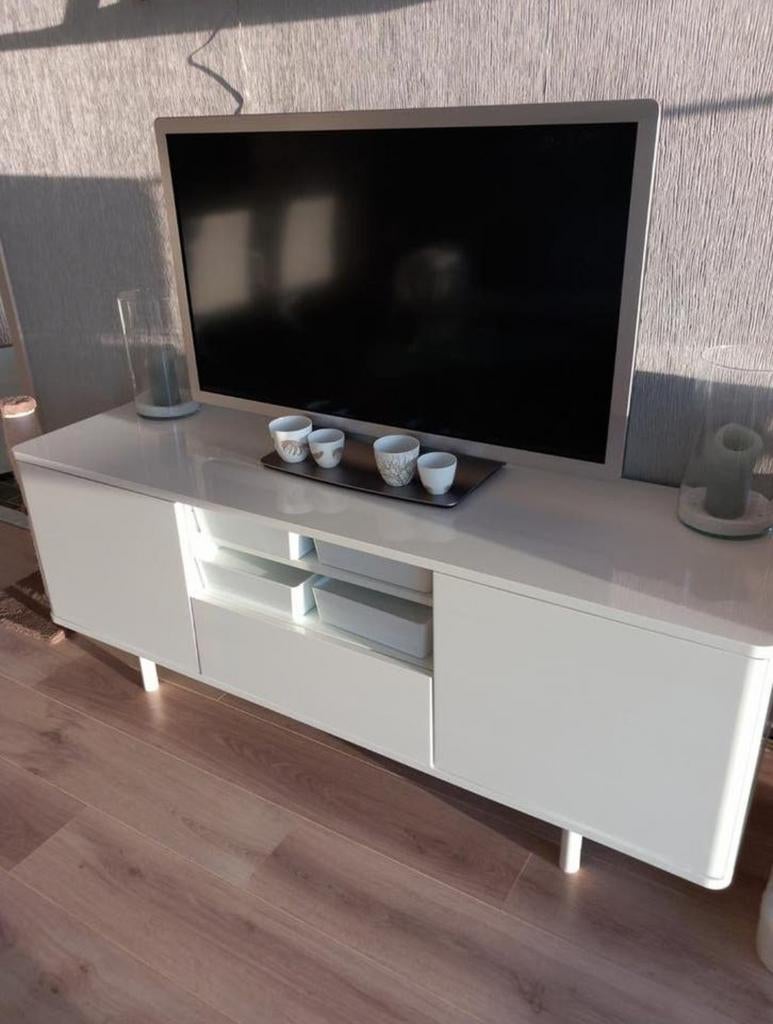 TV kast  wit hoogglans, Ophalen