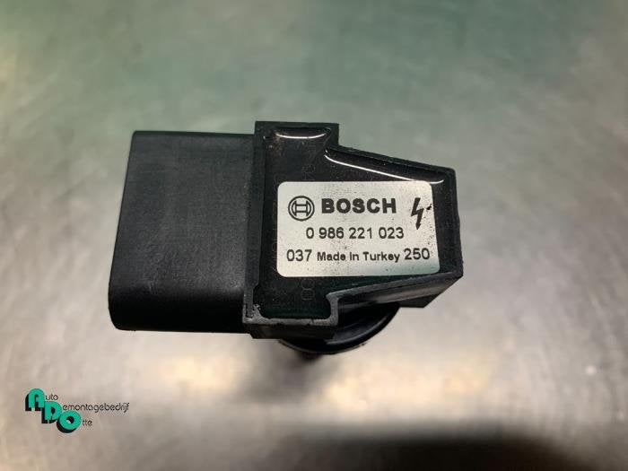 Broche bobine d'un Volkswagen Polo (Polo 09-), Volkswagen, -, 3 mois de garantie, Utilisé