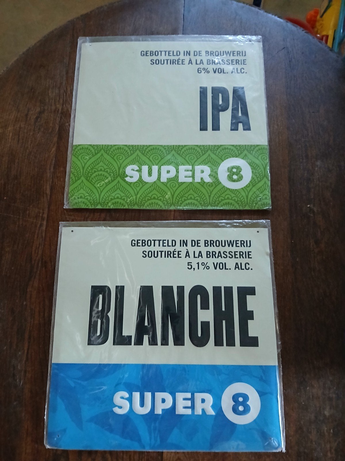 2 borden super 8, Verzamelen, Merken en Reclamevoorwerpen, Ophalen