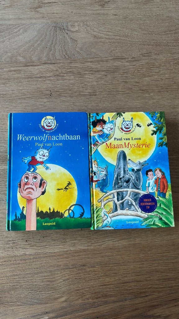 Set boeken dolfje weerwolfje, Boeken, Ophalen of Verzenden, Gelezen, Paul van Loon, Fictie algemeen