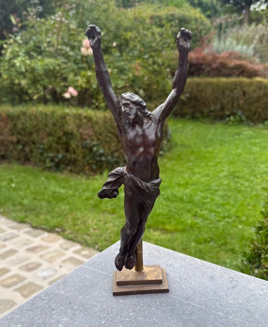Statue ancienne en bronze du Christ,Corpus Christi sur socle, Enlèvement ou Envoi, Sur socle, Brons, Statue