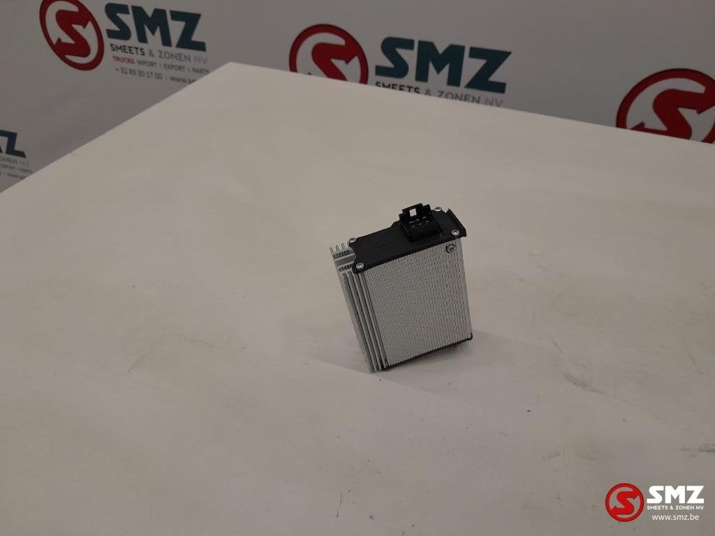 Occ omvormer 24V/12V 18A Mercedes Actros A3755420, Auto-onderdelen, Gebruikt, Mercedes-Benz, Elektronica en Kabels