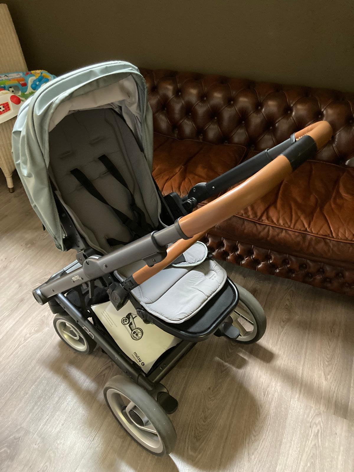 Musty kinderwagen compleet, in nette staat te koop, Kinderen en Baby's, Ophalen, Zo goed als nieuw, Kinderwagen, Mutsy