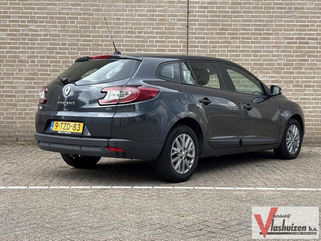 Renault Megane 1.5 dCi Expression | Cruise | Climate | Navi, Auto's, Renault, Bedrijf, Zilver of Grijs, Start-stop-systeem, Te koop