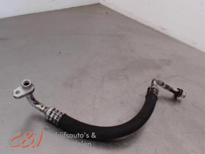 Tuyau clim d'un Peugeot Partner, -, 3 mois de garantie, Utilisé, -