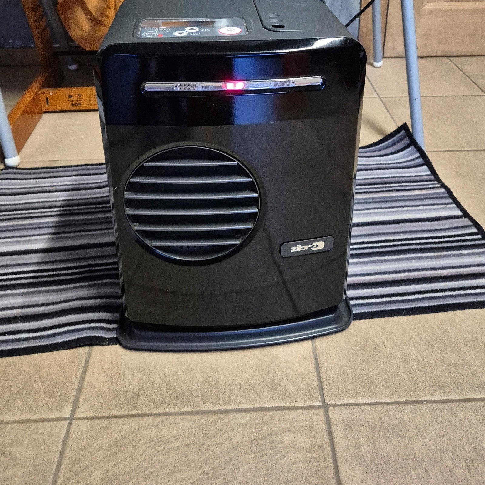 Zibro Laserkachel Petroleumkachel, Huis en Inrichting, Overige brandstoffen, Petroleumkachel, Ophalen of Verzenden, Zo goed als nieuw