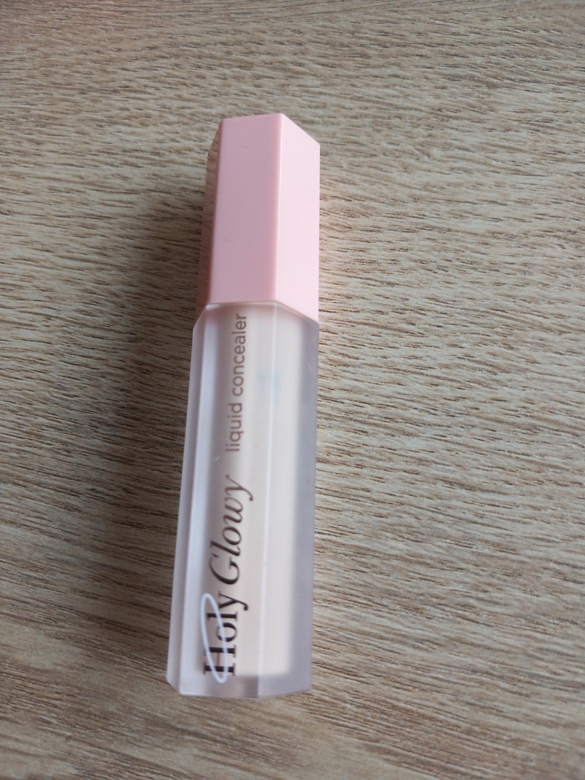Cent pur cent holy glowy concealer 0,5, Handtassen en Accessoires, Uiterlijk | Cosmetica en Make-up, Ophalen