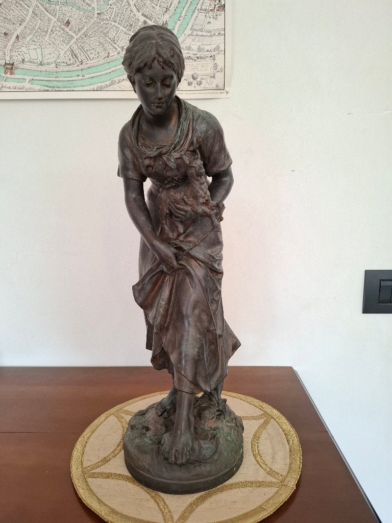 Antiek Bronzen beeld ' Herderin met lam ' - L. Grégoire, Antiquités & Art, Enlèvement, Bronze