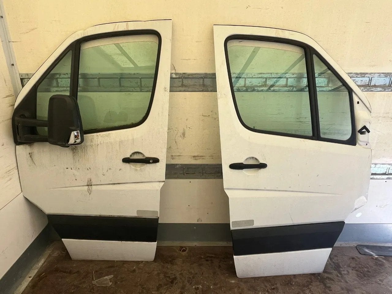 Mercedes-Benz Sprinter deuren links + rechts, Auto-onderdelen, Gebruikt, Deur