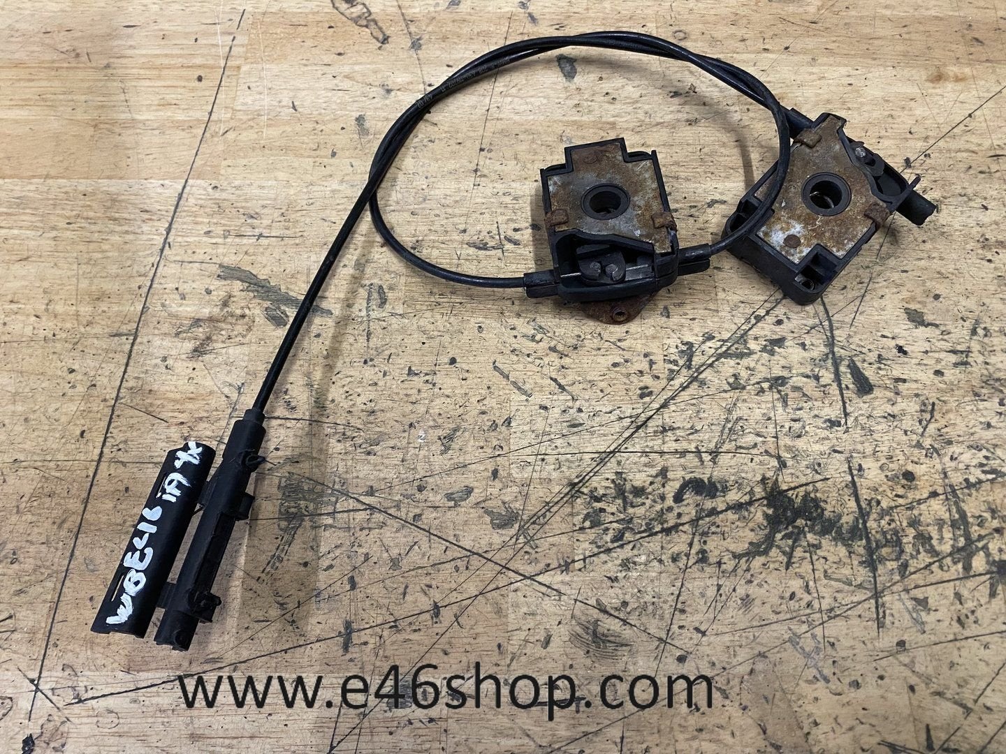 MOTORKAP SLOT MET KABEL BMW E46 ALLE MODELLEN, Auto-onderdelen, Carrosserie, BMW, Gebruikt, Ophalen of Verzenden
