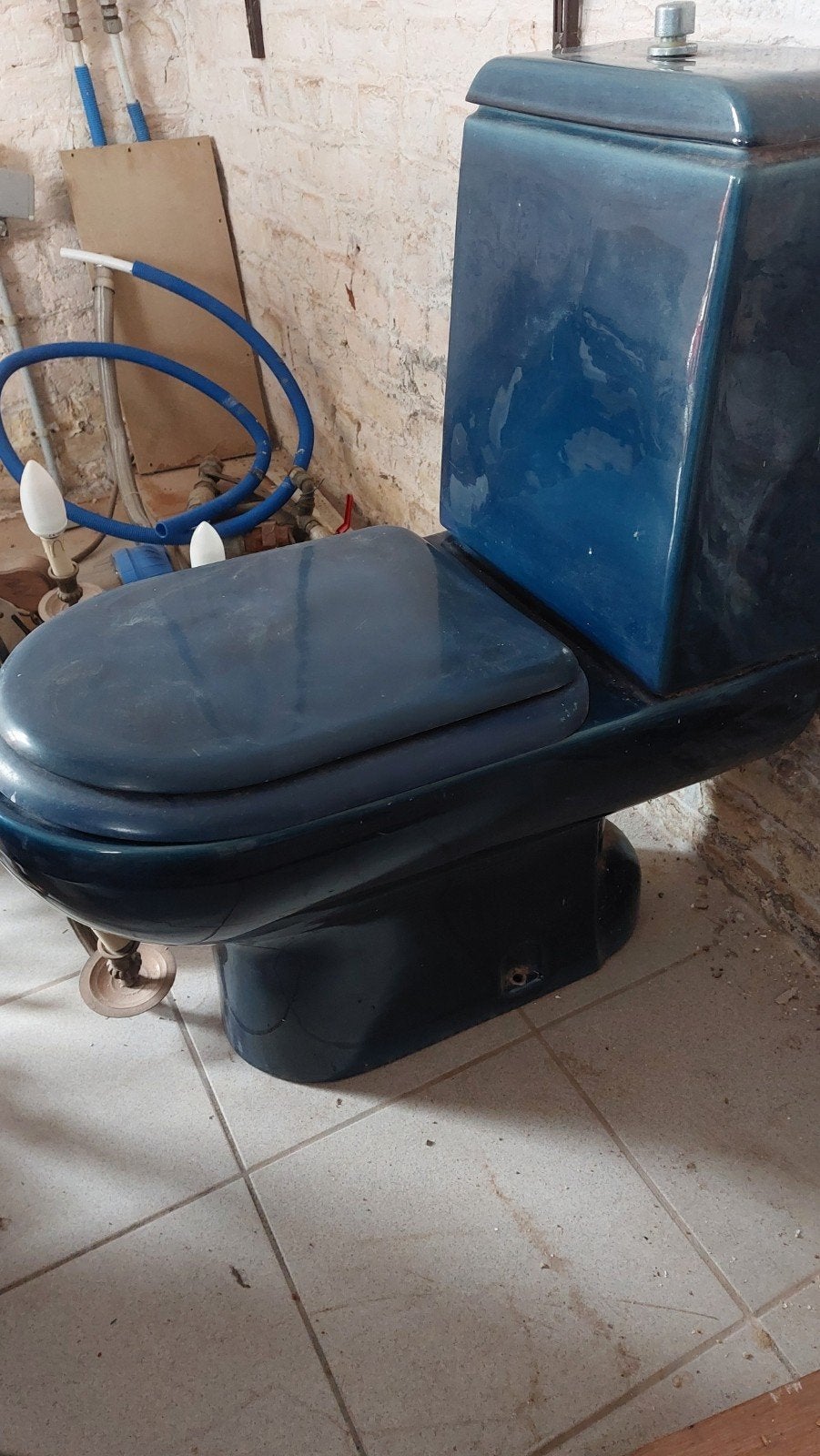 Lavabo op voet en wc in blauw keramiek, Huis en Inrichting, Ophalen, Gebruikt, Wasbak of Wastafel