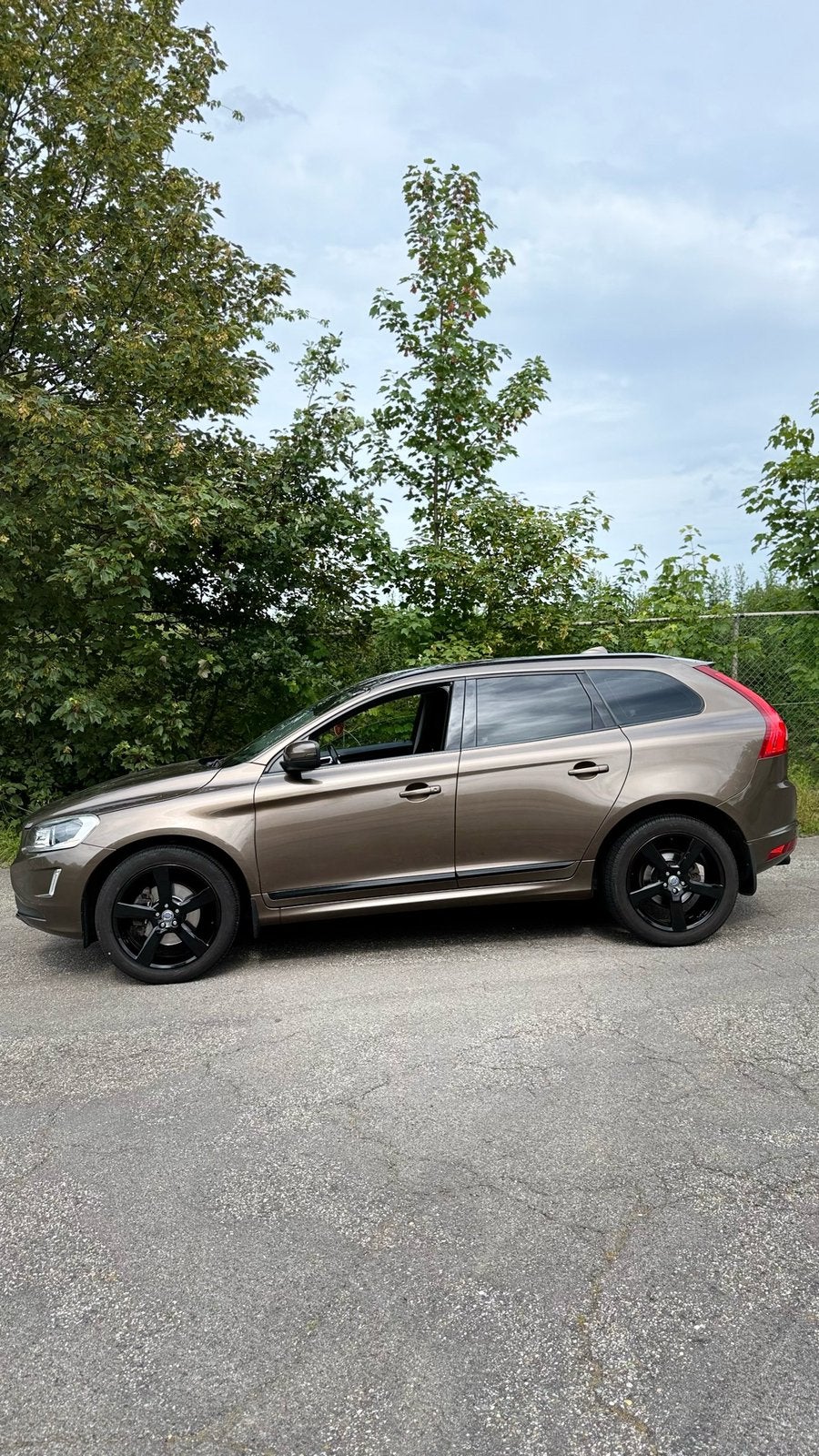 Volvo XC60 D3 2.0 5cil Automaat leder summum full, Auto's, Volvo, Particulier, XC60, Achteruitrijcamera, Automaat, Leder, Ophalen