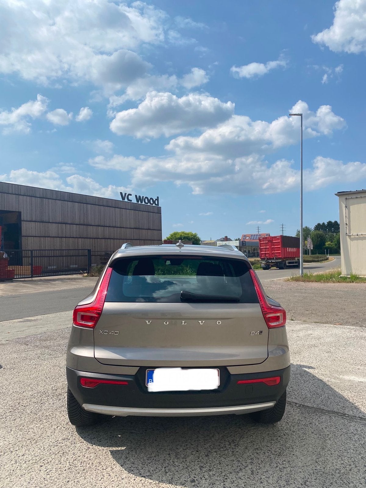 Volvo XC40 2.0 B4 AWD, Auto's, Automaat, 145 kW, Zwart, 4 cilinders