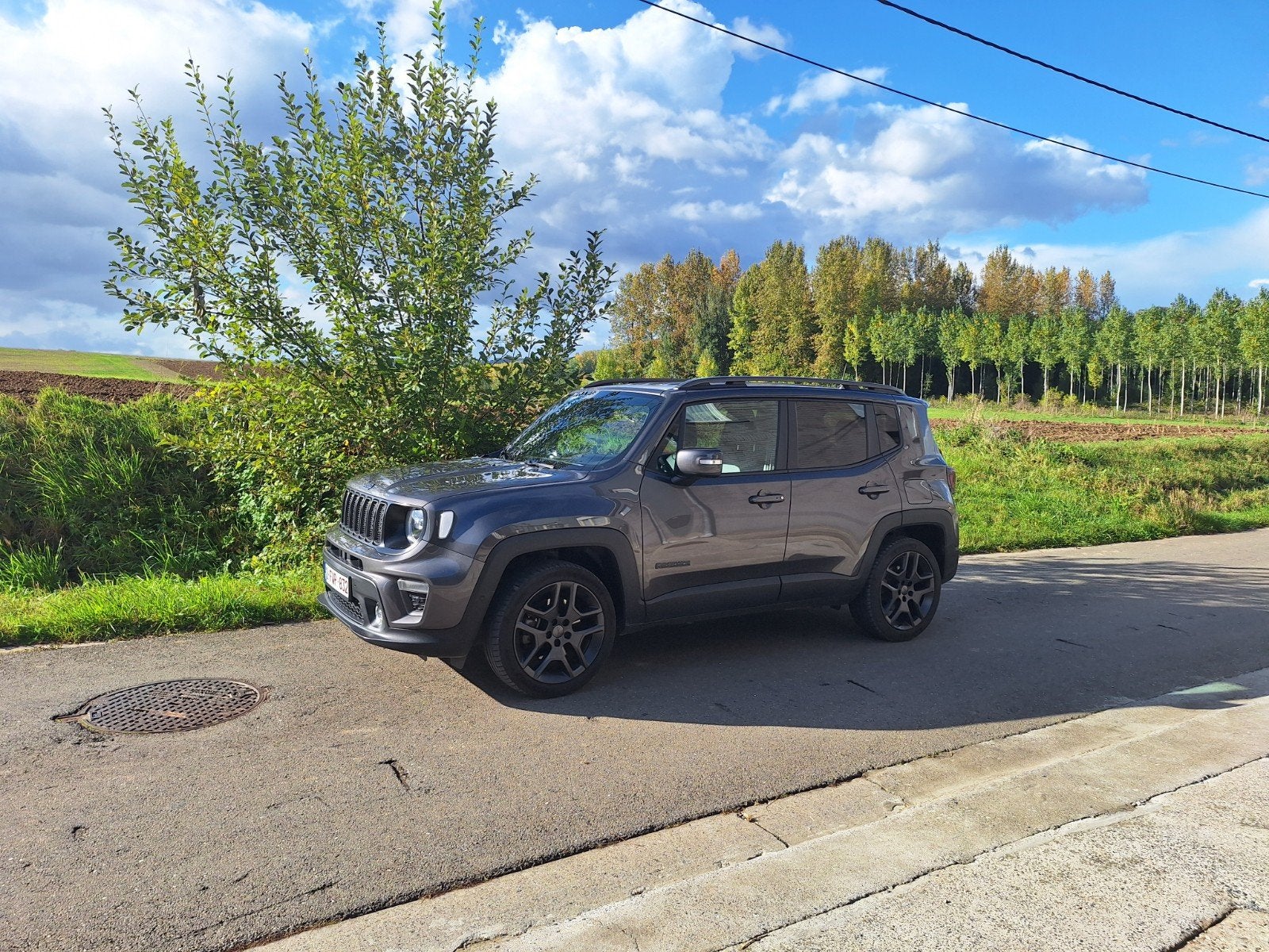 jeep renegade plugin hybride sport, Autos, Cuir, Achat, Noir, Automatique