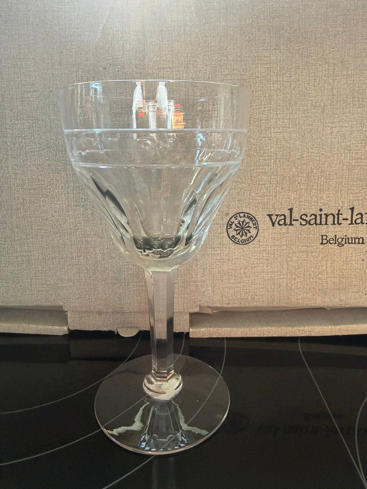 Glazen Val Saint Lambert, Enlèvement ou Envoi