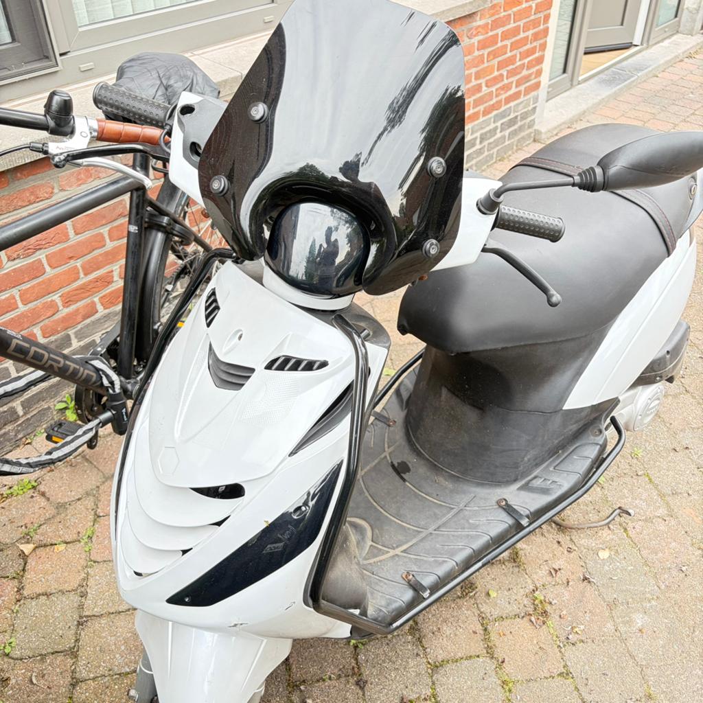 Piaggio Zip b klasse 50cc, Vélos & Vélomoteurs, Scooters | Marques Autre, Enlèvement, Comme neuf