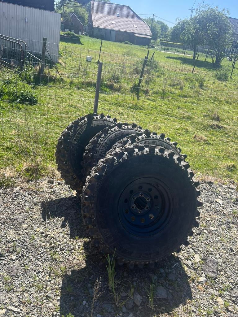 Pneus extreme forest, Auto-onderdelen, Banden en Velgen, Ophalen