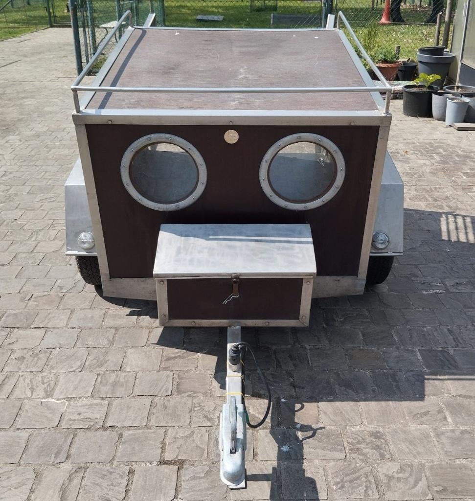 Hondentrailer, Ophalen, Gebruikt