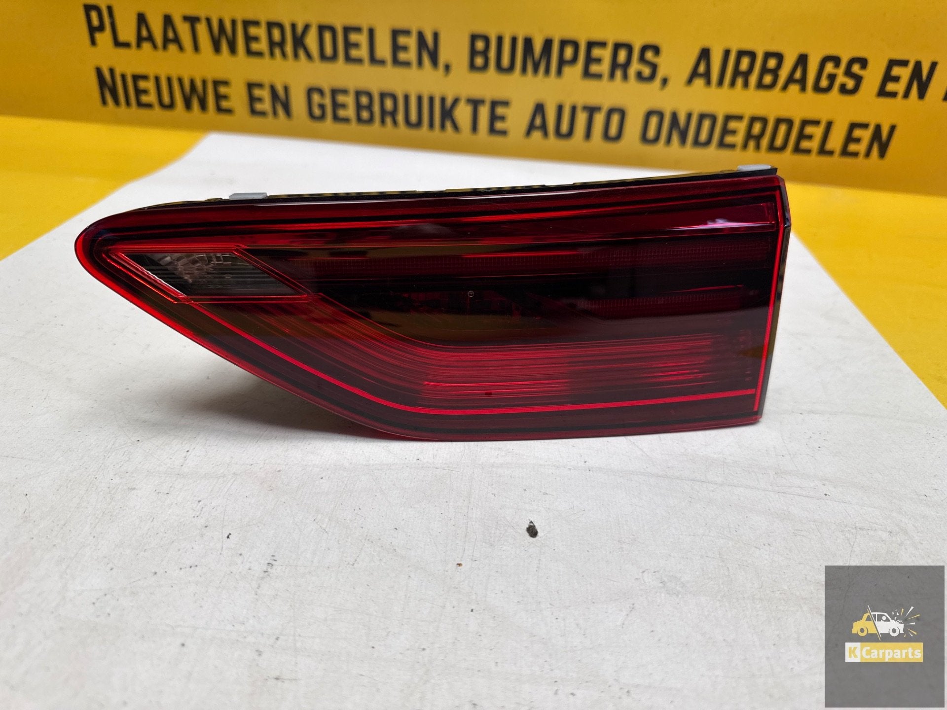 VW GOLF 8 LED ACHTERLICHT RECHTS BINNEN ACHTERKLEP 5H0945094, Info@fabrikant.eu, Fabrikant BV, Gebruikt, Fabrikantstraat 1
1000 AA  Amsterdam, NL