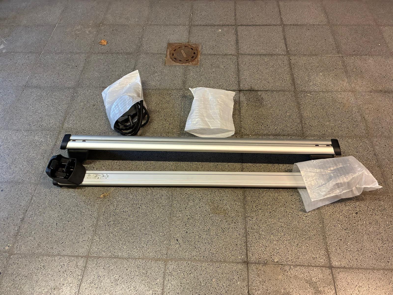 audi Q5 barre de toit, Auto diversen, Dakdragers, Ophalen, Zo goed als nieuw