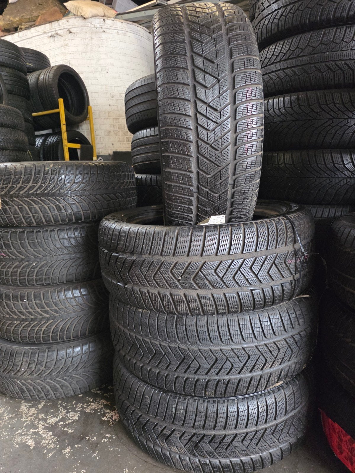 255 50 20 pirelli 7mm avec montage et équilibrage, Enlèvement