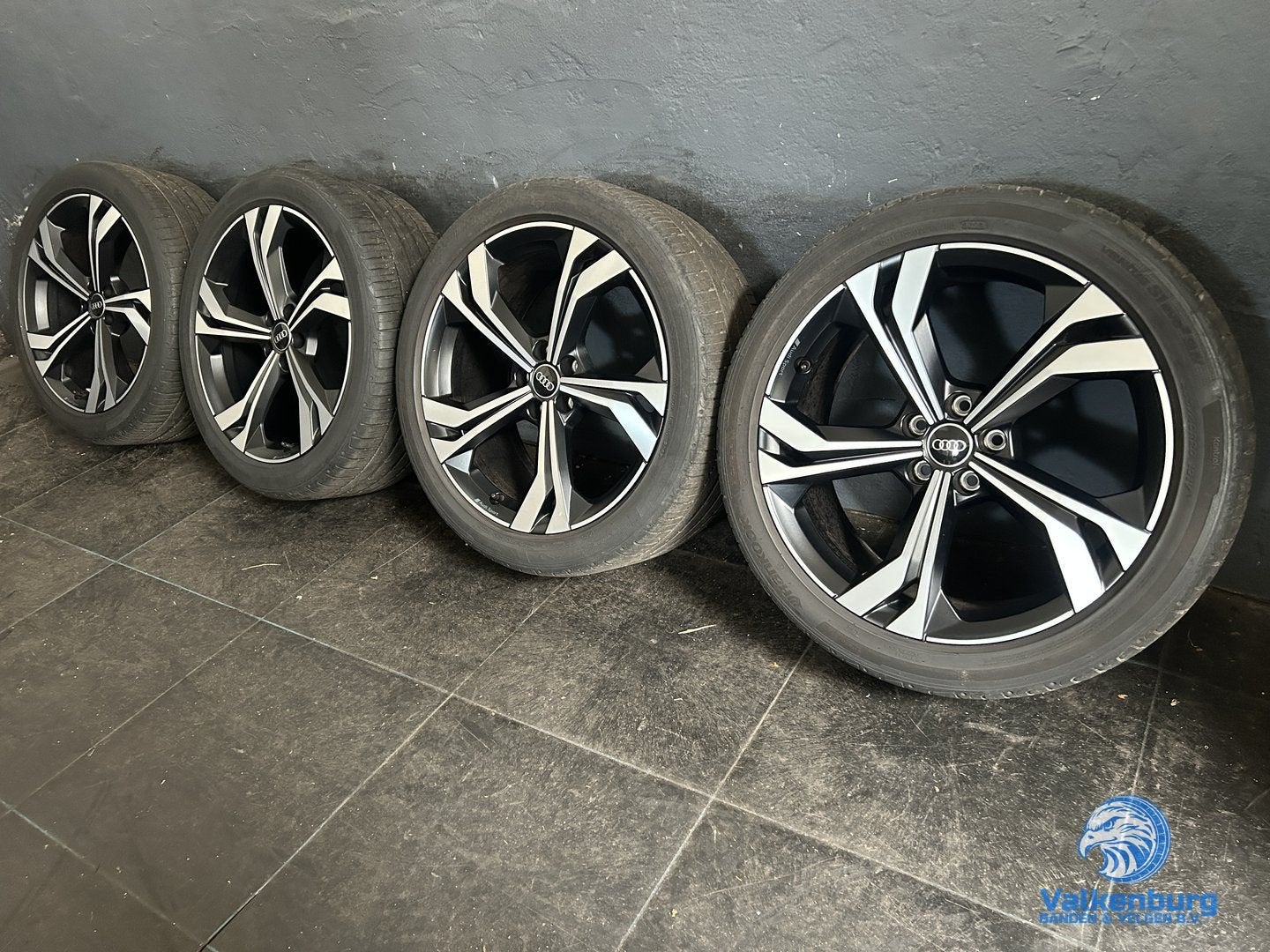 7-8mm! Originele Audi Q3 SQ3 RSQ3 F3 83A Audi sport 20 inch, Auto-onderdelen, Gebruikt, 255 mm, -, -