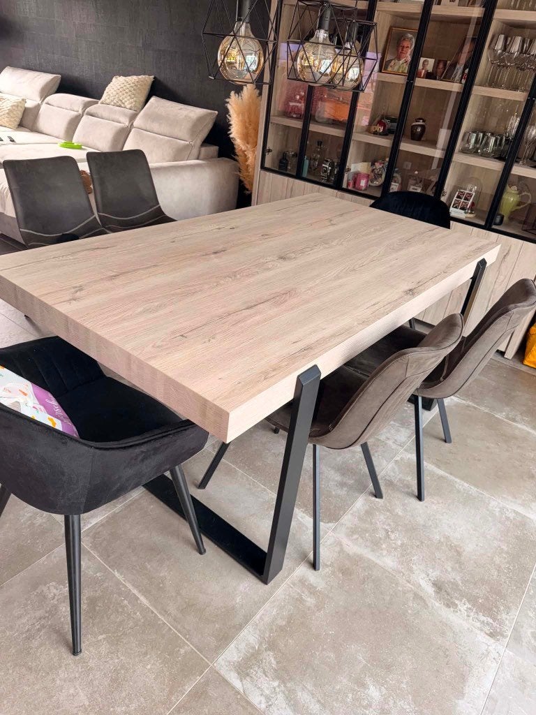 Table, Maison & Meubles, 150 à 200 cm, Comme neuf, Enlèvement, 50 à 100 cm