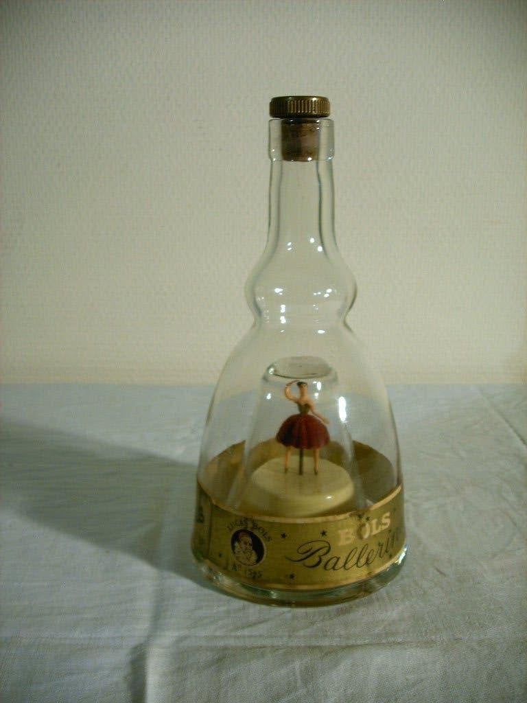 Bouteille Bols Ballerina., Enlèvement ou Envoi