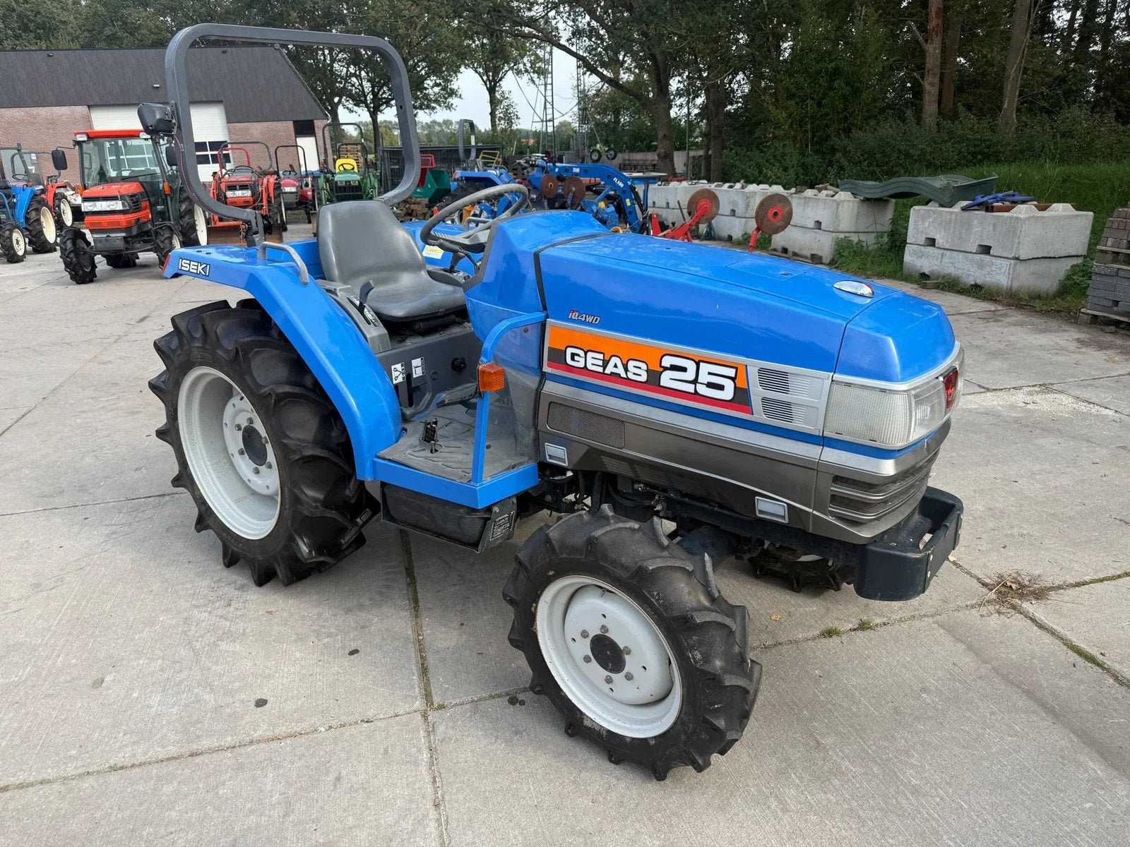 Iseki Geas 25, Autres types