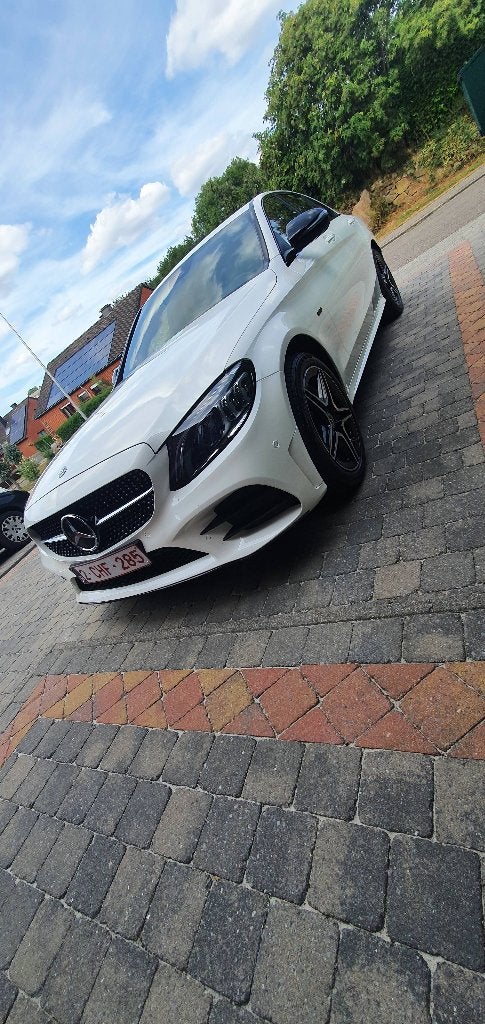 auto, Autos, Cuir et Alcantara, Achat, 143 kW, Automatique
