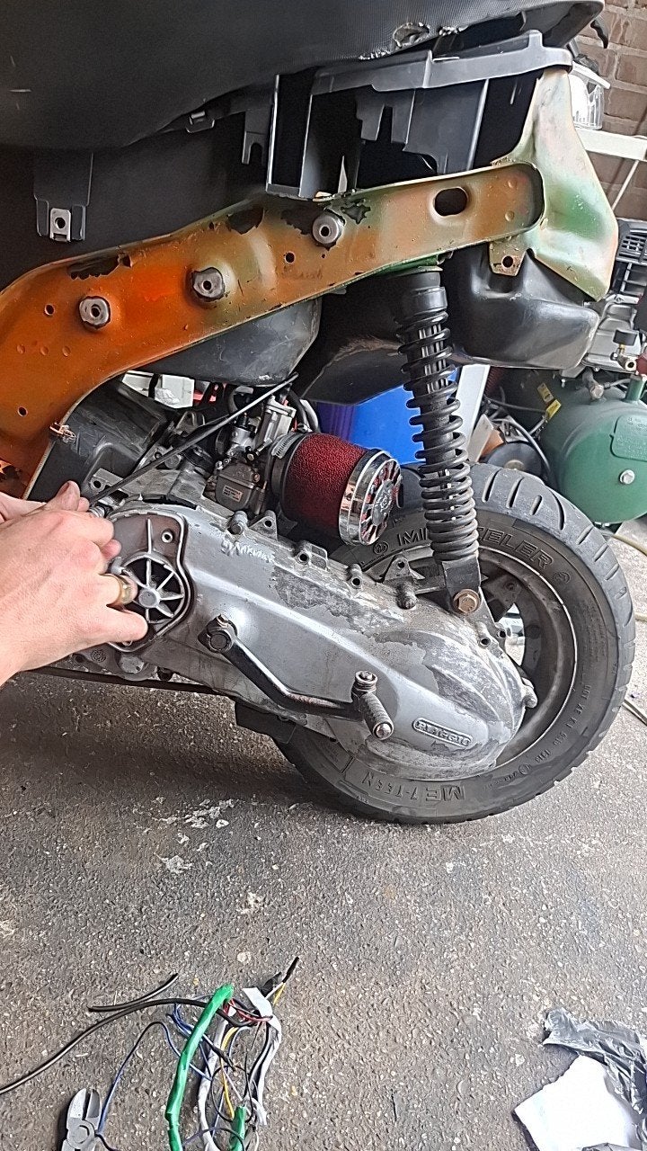 125cc 2t blok plug and play gereviseerd, Motoren, Ophalen
