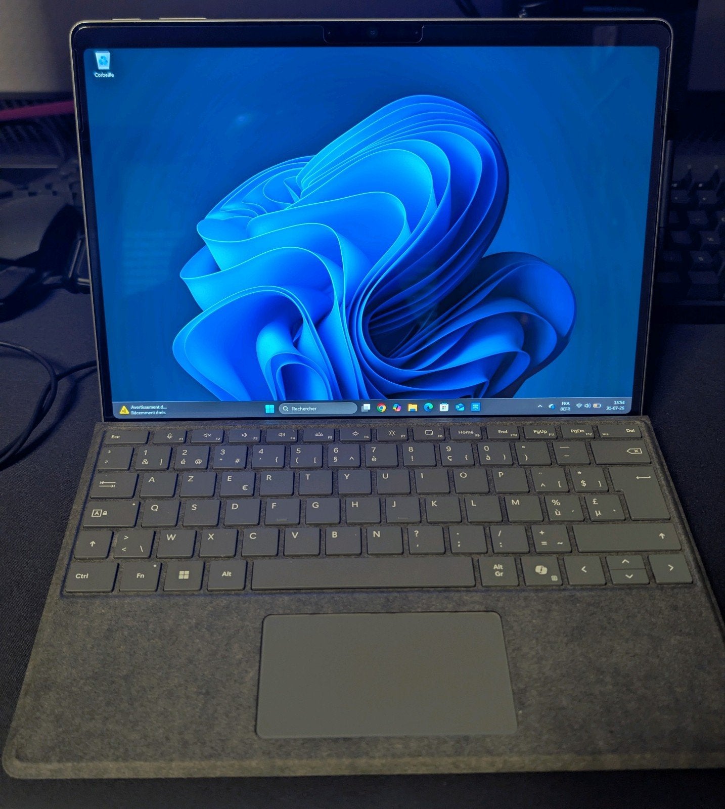 Microsoft Surface Pro 10 (Ultra 7, 32Go RAM, 1To) + Clavier, Computers en Software, Windows Laptops, Ophalen, SSD