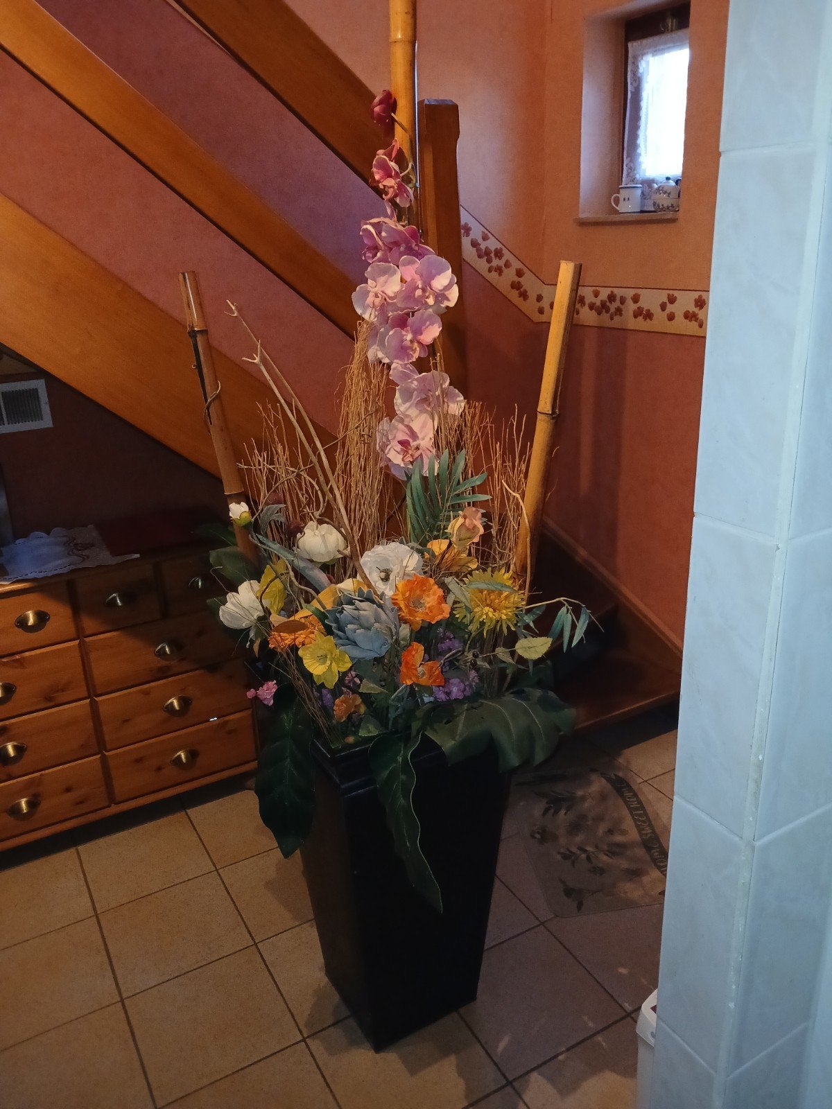 bac floral decoratif, Enlèvement, Noir
