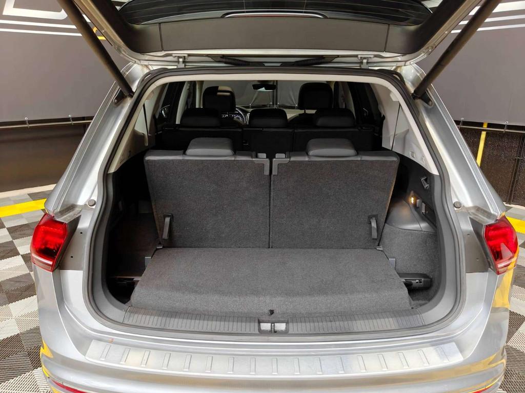 Volkswagen Tiguan Allspace 1.5 TSI R-line 7-zit/20"/Pano/Led, Auto's, 149 pk, 4 cilinders, 7 zetels, Leder
