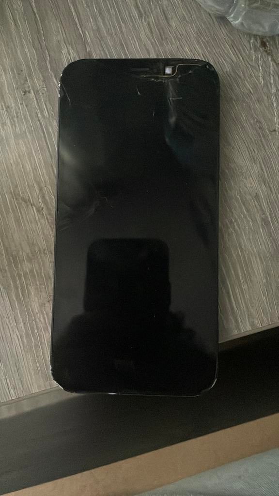 Iphone 12, Ophalen, IPhone 13