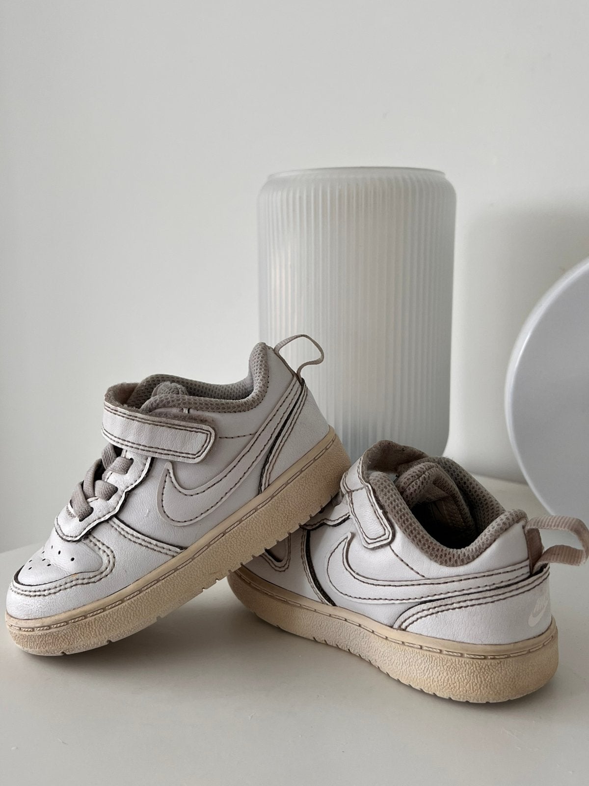 Sneaker Nike blanche taille 22, Enfants & Bébés, Garçon ou Fille, Enlèvement ou Envoi, Utilisé, Chaussures