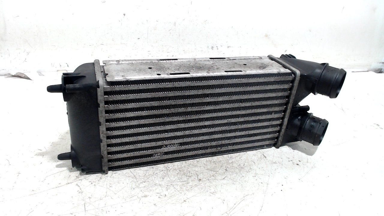 Intercooler radiateur Peugeot 3008, Onderdelen@venauto.nl, Van der Ven Autorecycling B.V., Ettenseweg 76, 4706 PB Roosendaal, The Netherlands