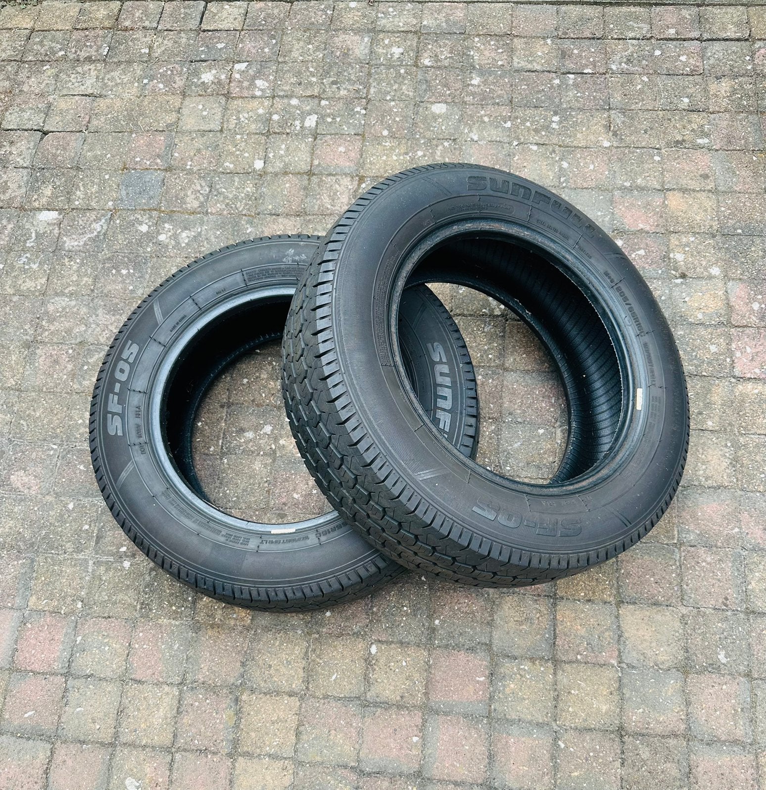 Lot de 2 pneus d'été Sunfull SF-05 205/65 R16C, Enlèvement, Comme neuf
