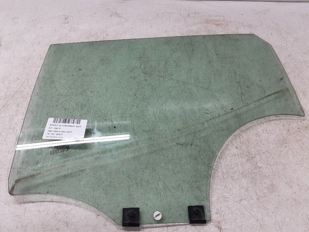 VITRE ARRIERE GAUCHE Renault Clio V (RJAB) (01-2019/-), Renault, Mevr. I. Hauben, Utilisé, Rue de l'Espoir 34 34
4030  GRIVEGNÉE, BE